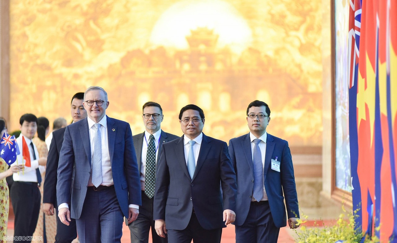 Review on external affairs from May 29-June 4: Australian PM’s visit to Vietnam; improving efficiency of consular work, citizen protection abroad