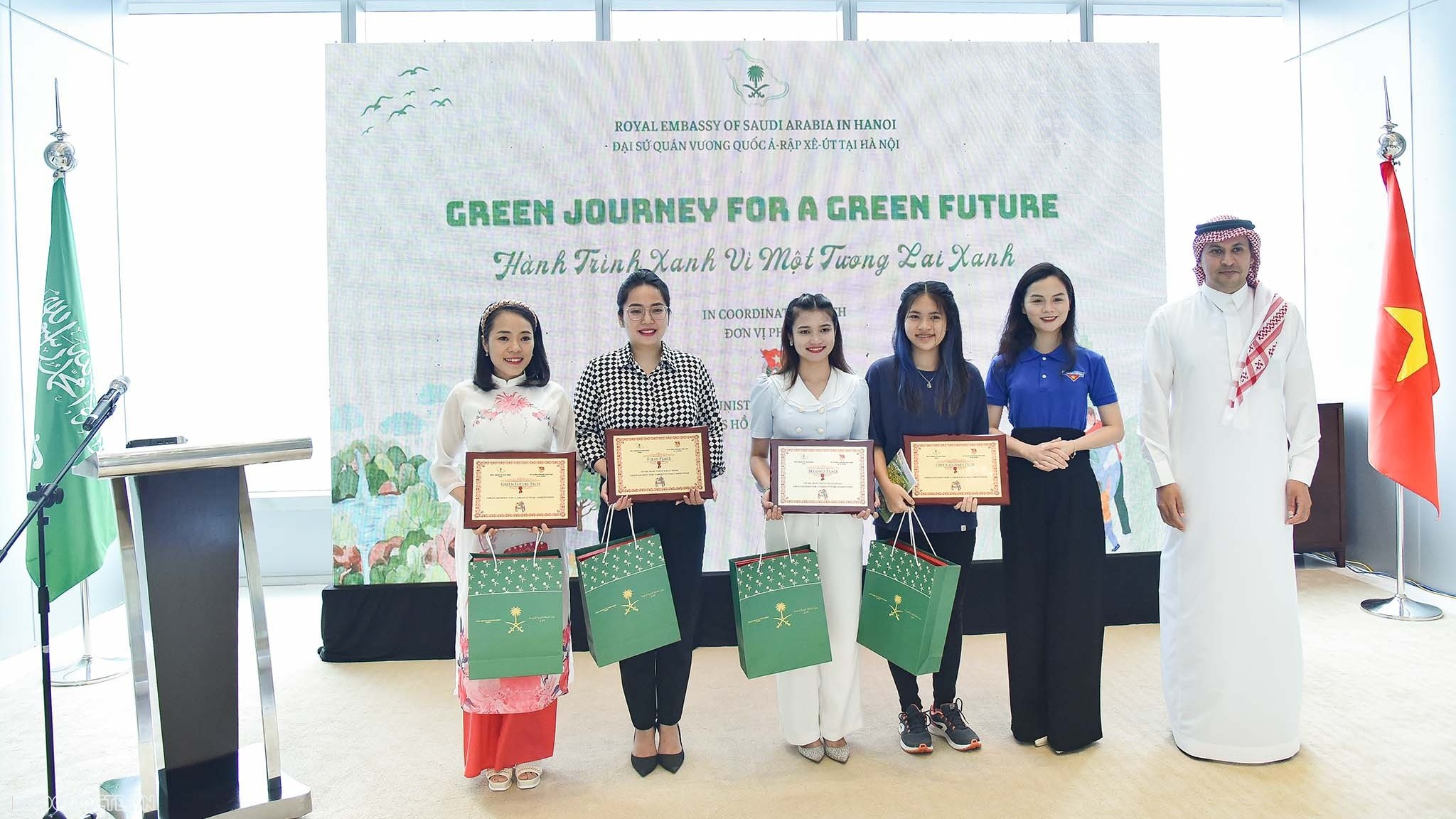 Vietnam - Saudi Arabia: On a green journey for a green future