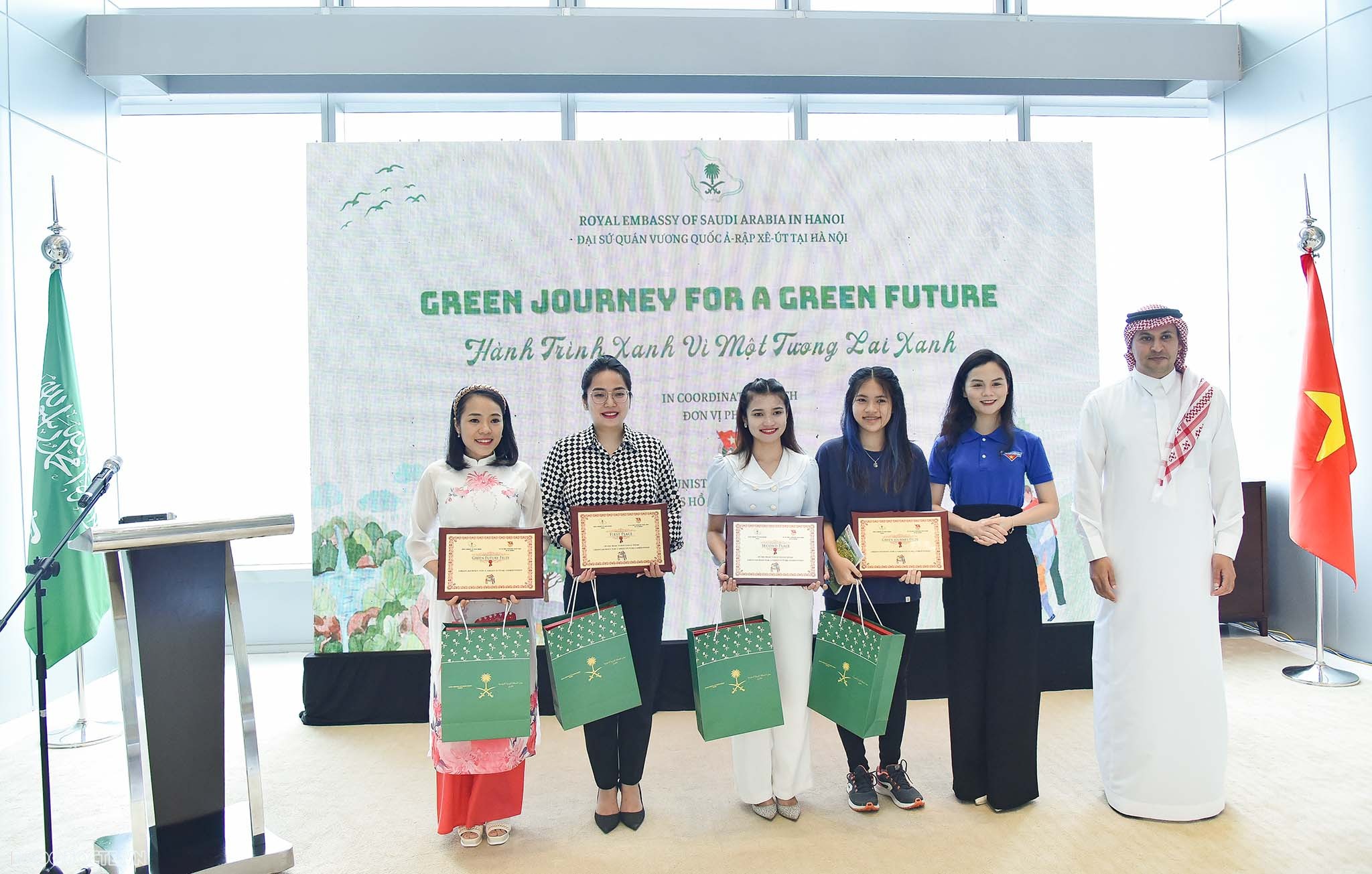 Vietnam - Saudi Arabia: On a green journey for a green future