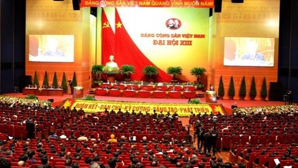 International seminar discusses socialism in Vietnam, China