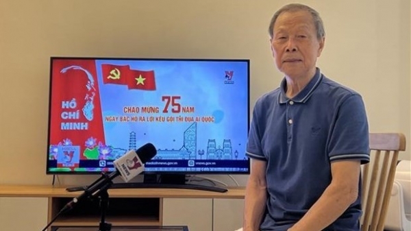 Patriotic emulation movement from perspective of Hong Kong scholar