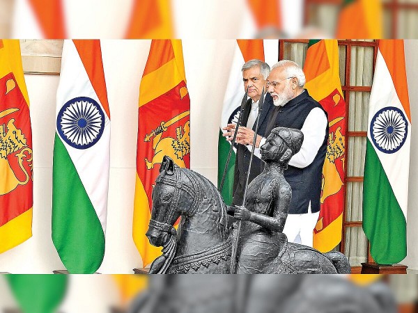 Tổng thống Sri Lanka tính thăm Ấn Độ vào tháng tới