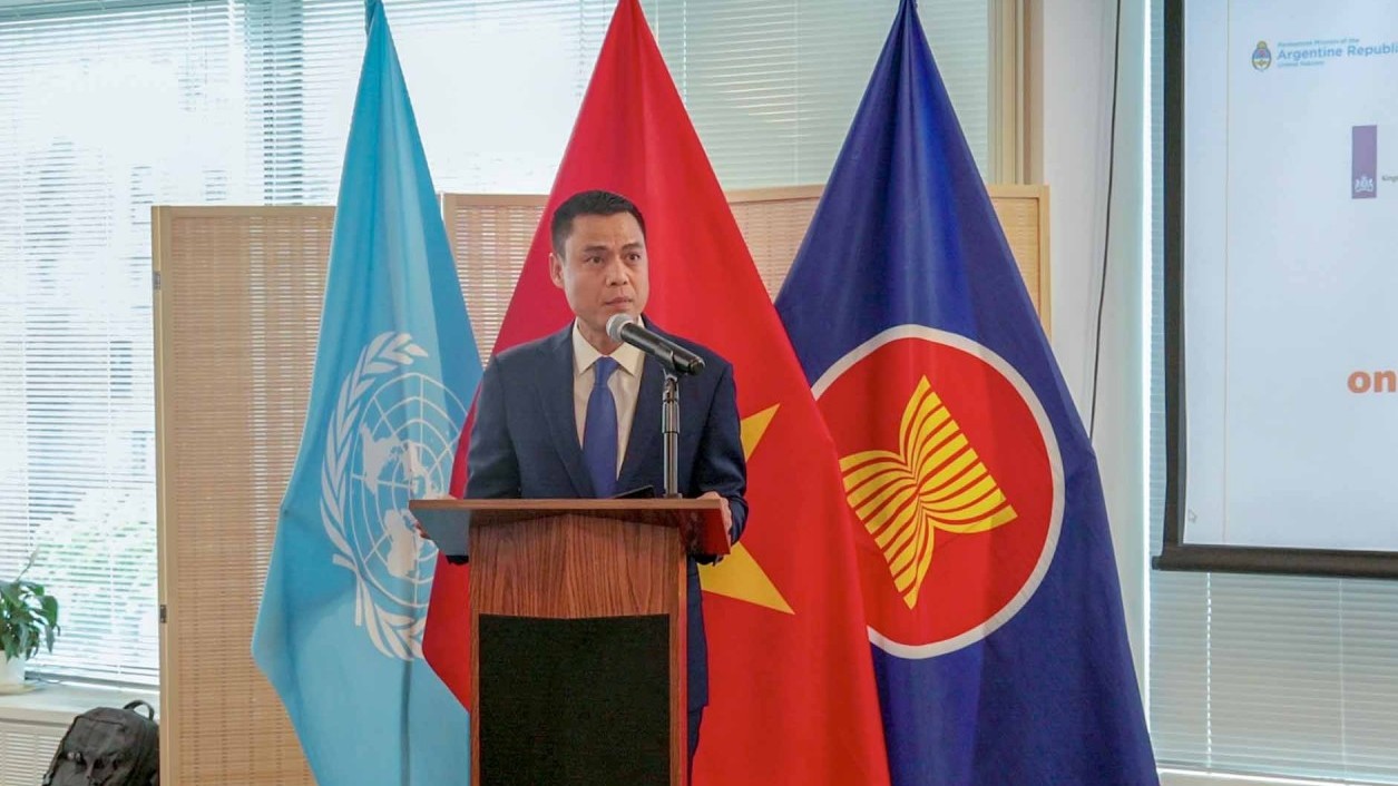 Vietnam chairs annual meeting of Group of Friends of UNCLOS: Ambassador to UN
