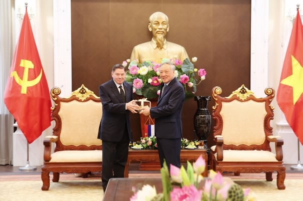 Vietnamese, Russian Supreme Courts promote effective cooperation
