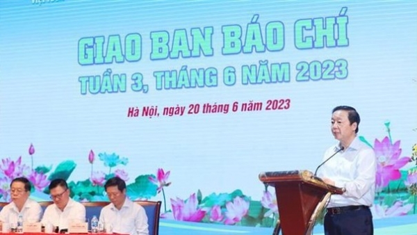 Deputy PM at meeting to celebrate 98th anniversary of Vietnamese Revolutionary Press Day
