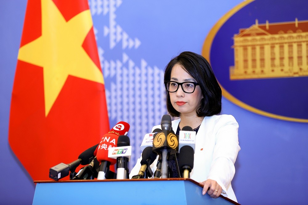 (06.22) Người ph&aacute;t ng&ocirc;n Bộ Ngoại giao Phạm Thu Hằng nhận định về B&aacute;o c&aacute;o năm 2023 của Hoa Kỳ về t&igrave;nh h&igrave;nh mua b&aacute;n người tr&ecirc;n thế giới. (Nguồn: Vietnamnet)