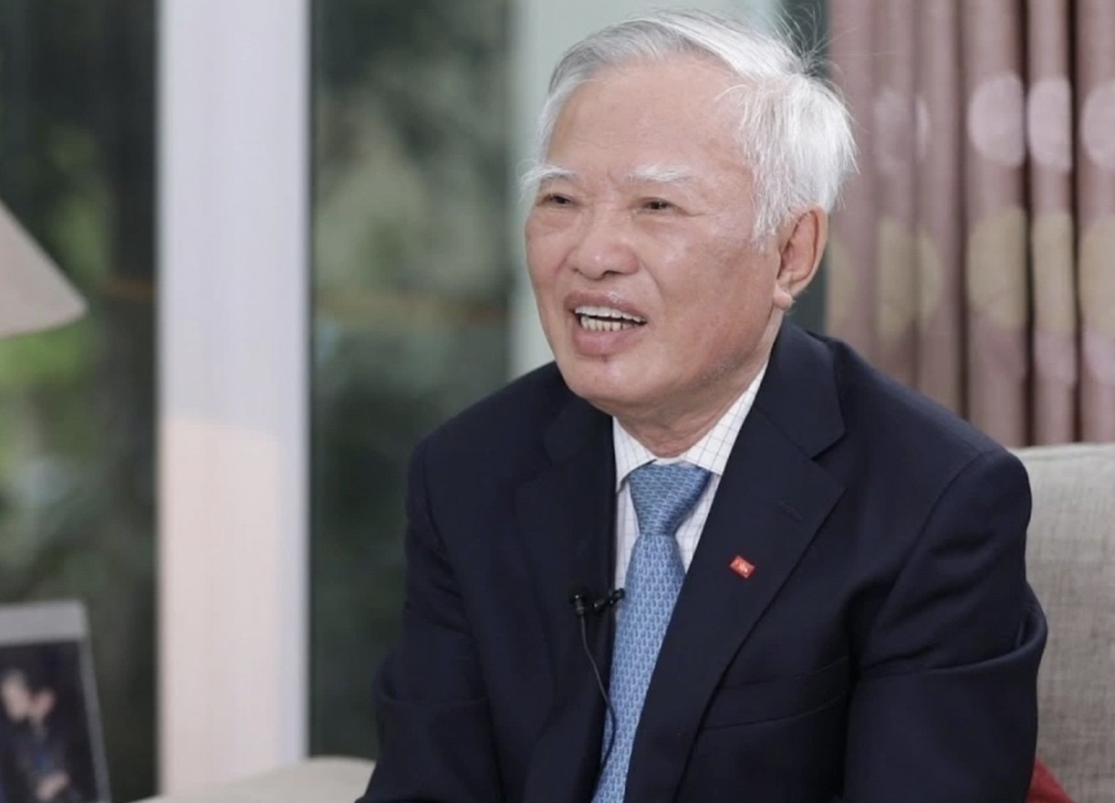 Giám đốc chương trình Việt Nam, Đại học Harvard Thomas J. Vallely: Phó Thủ tướng Vũ Khoan là một nhà kỹ trị, có rất nhiều ý kiến và phản biện