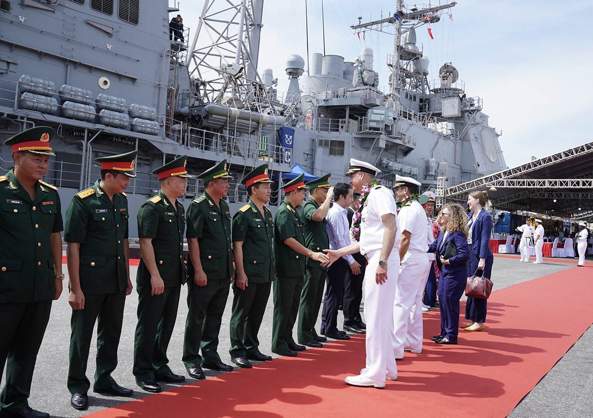US Navy’s aircraft carrier visits Da Nang