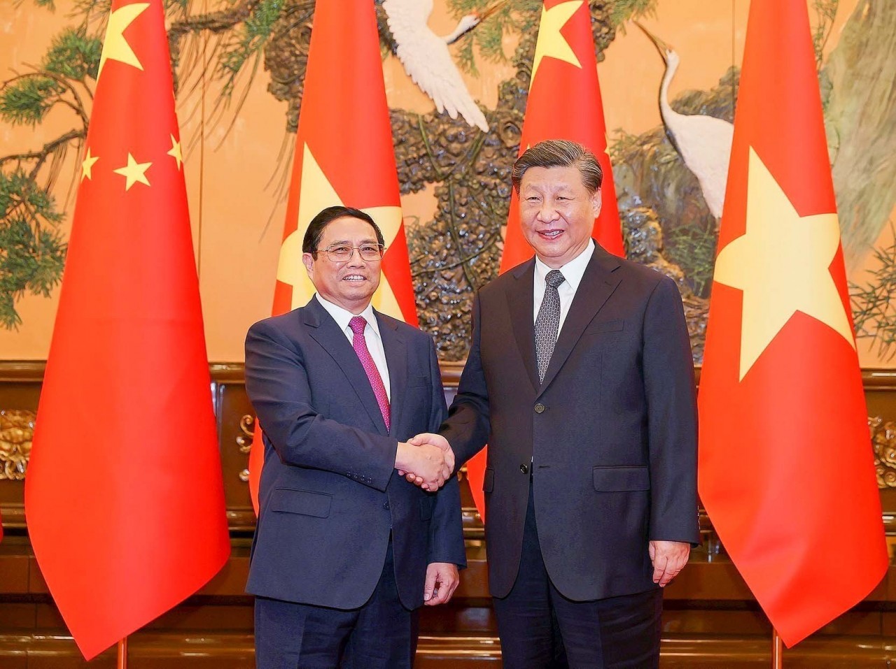 Prime Minister Pham Minh Chinh meets President of China Xi Jinping in Beijing