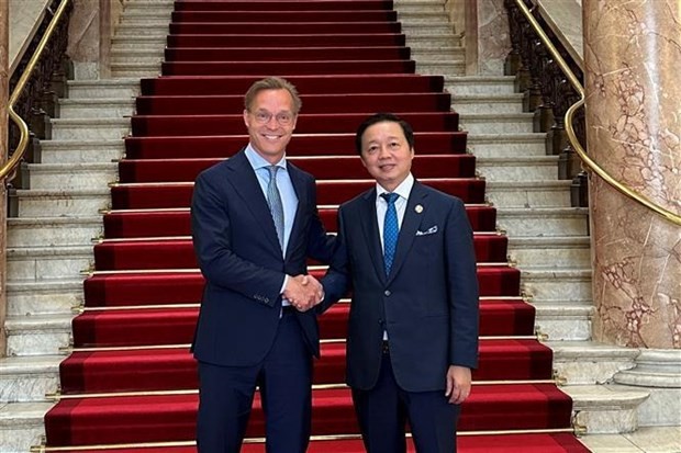 Deputy PM, Dutch Minister co-chair meeting of Vietnam-Netherlands Inter-Gov'l Committee