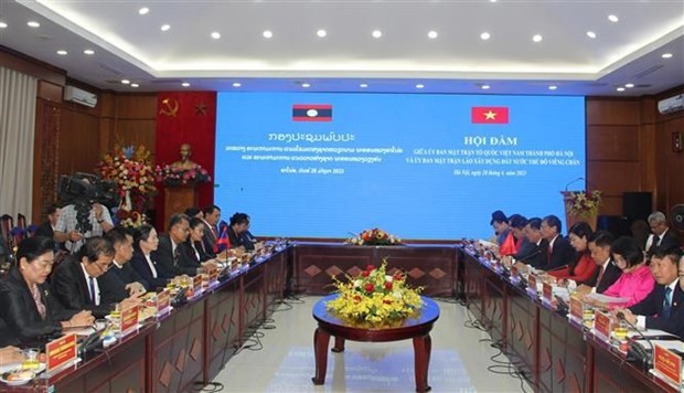 Hanoi, Vientiane Fronts signed MOU on cooperation