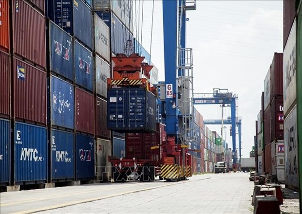 Trade surplus reaches 12.25 billion USD in H1