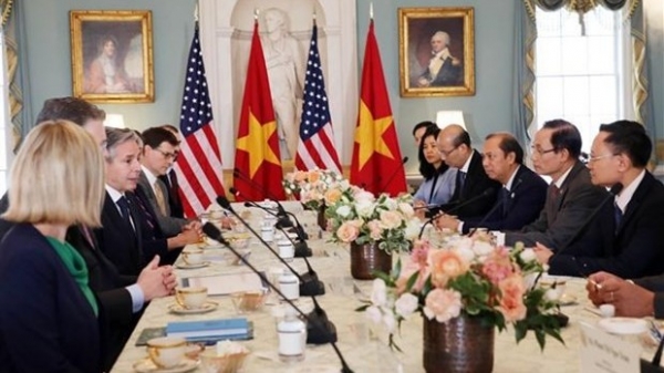 Vietnam attaches importance to relations with US: Party official