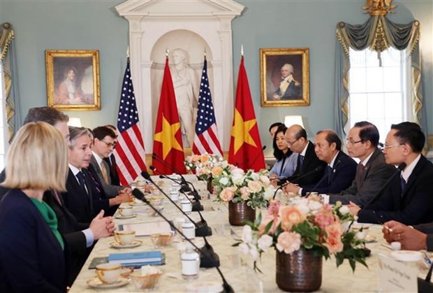 Vietnam attaches importance to relations with US: Party official Vietnam attaches importance to relations with US: Party official