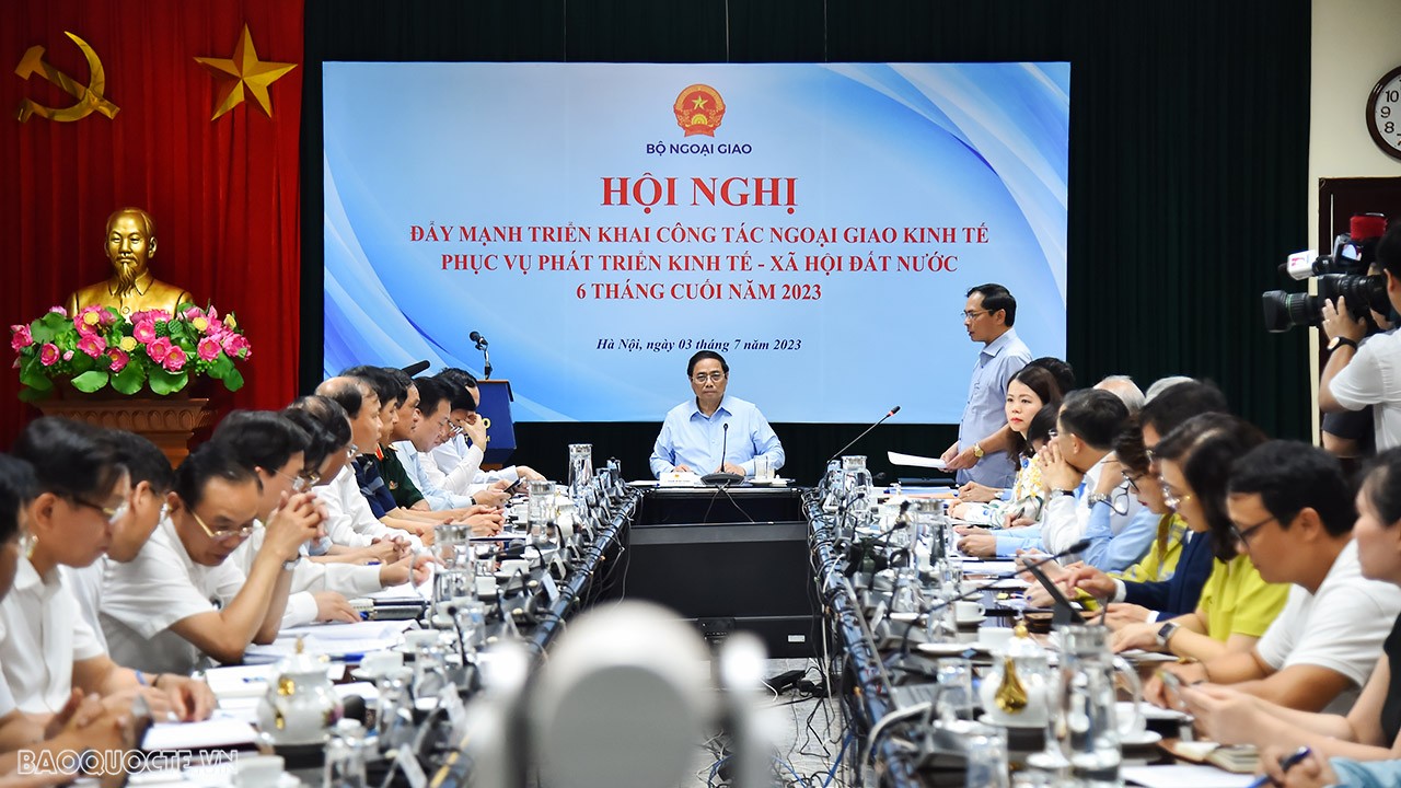 Review on external affairs from July 3-9: Promoting economic diplomacy; strengthening cooperation with ESCAP Review on external affairs from July 3-9: Promoting economic diplomacy; strengthening cooperation with ESCAP