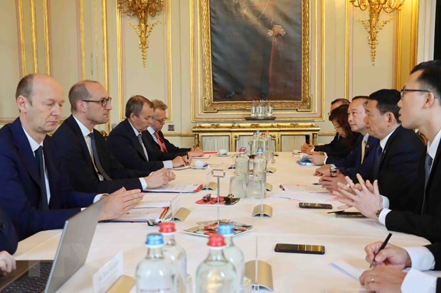 Vietnam wishes to learn experience in green finance from Belgium: Minister
