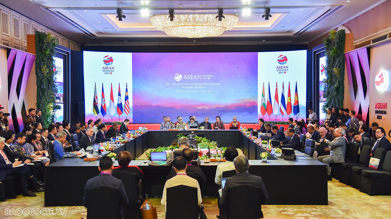 AMM-56: FM Bui Thanh Son called peace, security, stability, prerequisite for prosperity