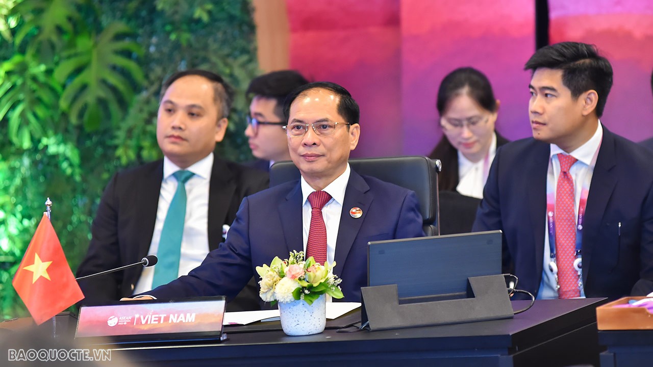 AMM-56: FM Bui Thanh Son attends ASEAN Plus One Foreign Ministers’ Meetings