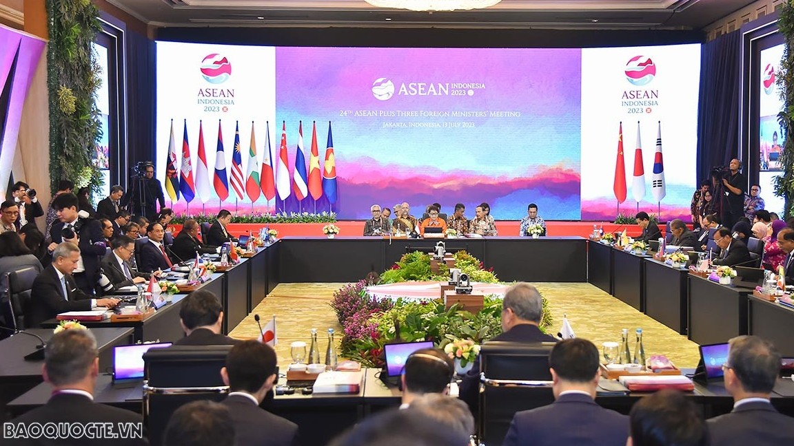 AMM-56: Foreign Minister Bui Thanh Son attends meetings between ASEAN and partners