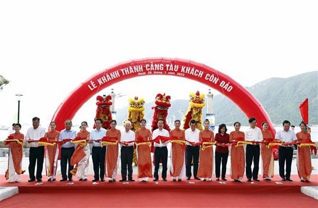 President attends groundbreaking, launching ceremonies for vital projects | Society | Vietnam+ (VietnamPlus)