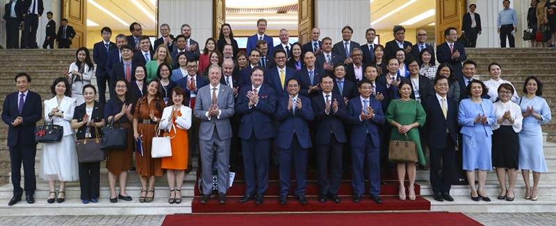 ECV CEO and Founder, David Lewis with former U.S. Ambassador to Vietnam Ted Osius and members of the US-ASEAN Business Council’s 2023 US-ASEAN Business Council Vietnam Business Mission and Health & Life Sciences Industry Mission to Vietnam.