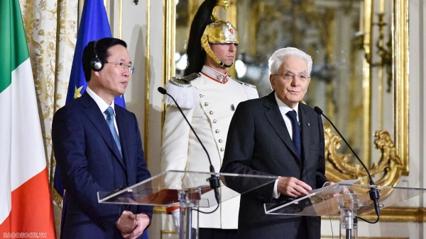 Vietnam, Italy Presidents hold joint press conference after talks
