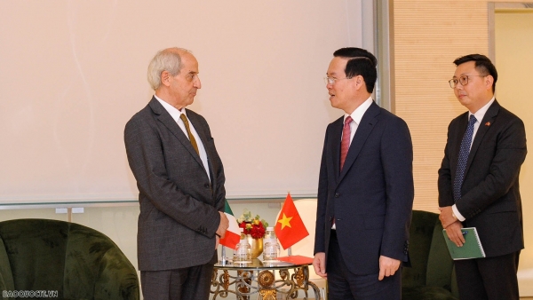 President Vo Van Thuong meets leaders of Italian political parties