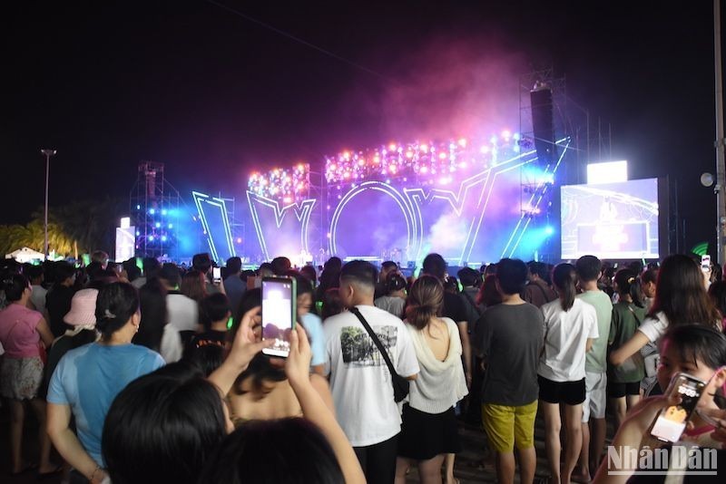 Da Nang Summer Festival 2023 opens. (Photo: NDO)