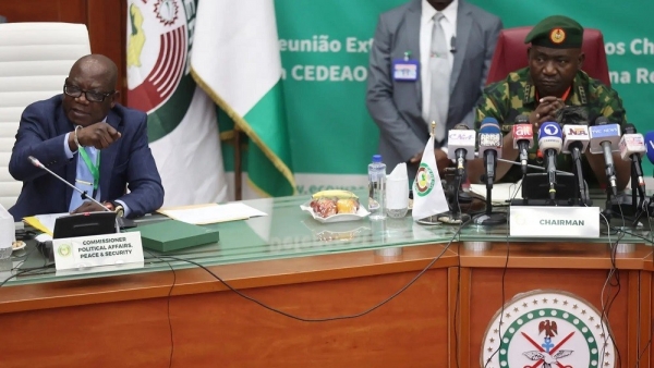 Đảo chính ở Niger: Phái đoàn ECOWAS đến Niamey; Anh, Mỹ sơ tán công dân