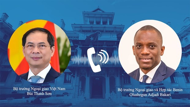 Foreign Minister Bui Thanh Son, Benin counterpart hold phone talks