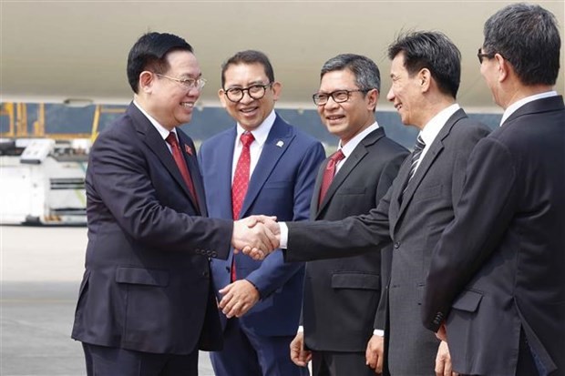 NA Chairman Vuong Dinh Hue arrives in Jakarta