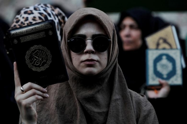 Vụ đốt kinh Quran: Thụy Điển nâng cảnh báo khủng bố, Malaysia khuyến cáo công dân về đi lại