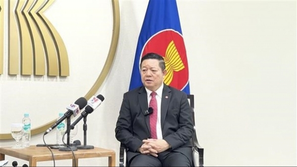 Vietnam's positivity, initiative and responsibility haild by ASEAN Secretary General