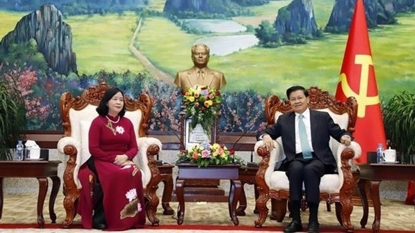 Secretary Party Central Committee delegation visits Laos