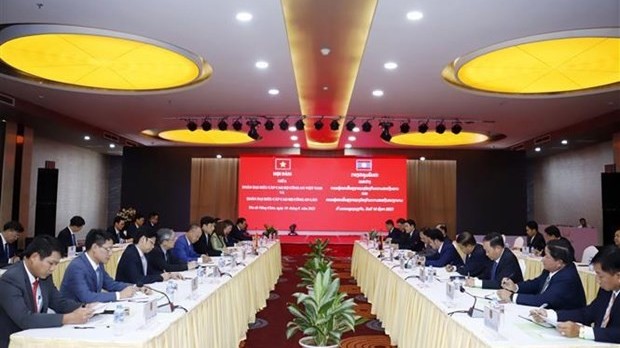 Vietnam, Laos Public Security Deputy Ministers hold talks in Vientiane