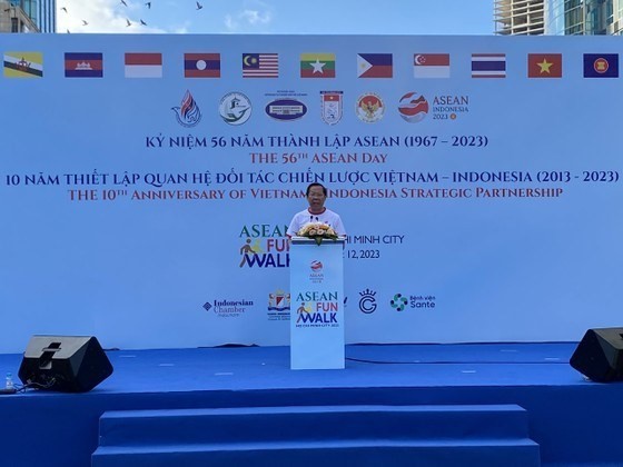 Chairman of the Ho Chi Minh City People’s Committee Phan Van Mai speaks at the event. (Photo: sggp.org.vn)