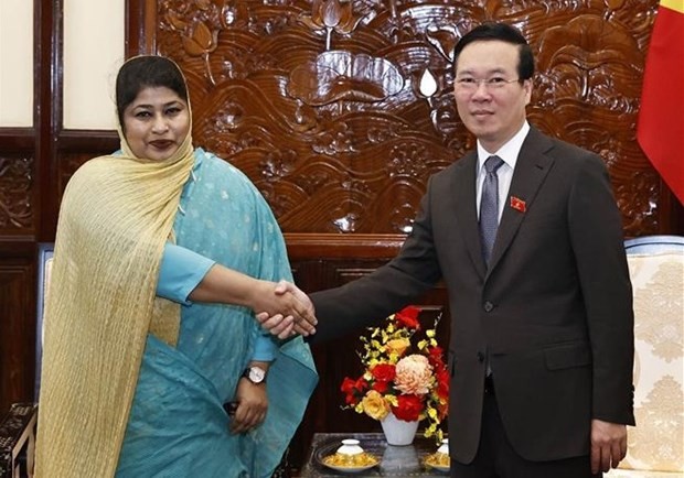 President Vo Van Thuong receives outgoing Ambassador of Bangladesh Samina Naz