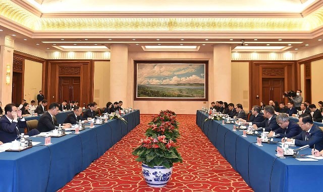 Deputy PM Tran Luu Quang receives Secretary of China’s Yunnan province