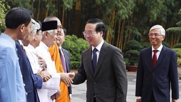 President Vo Van Thuong meets HCM City’s religious dignitaries, intellectuals