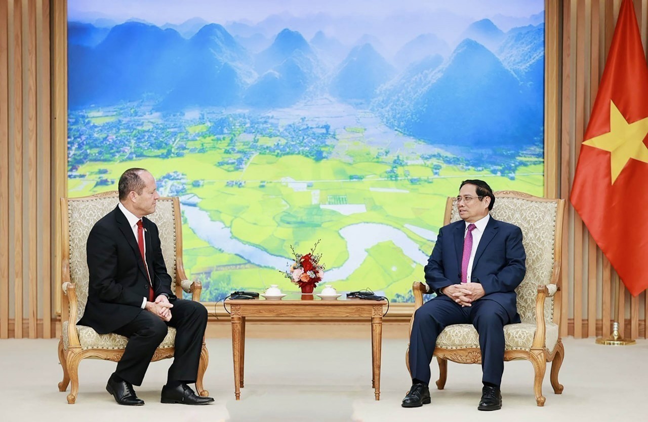 Prime Minister Pham Minh Chinh receives Israeli Minister Nir Barkat