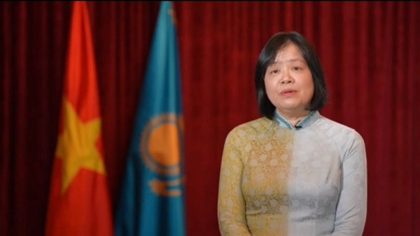 Tổng thống Kazakhstan thăm Việt Nam: Động lực mới thúc đẩy những kết nối tích cực