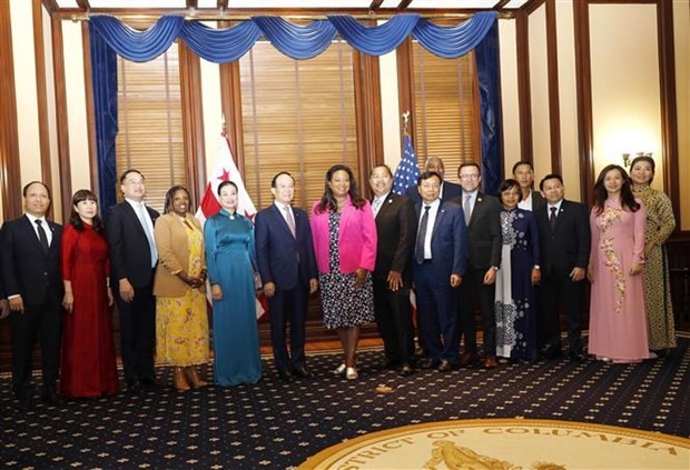 Hanoi delegation visited Washington D.C. to promote stronger partnership