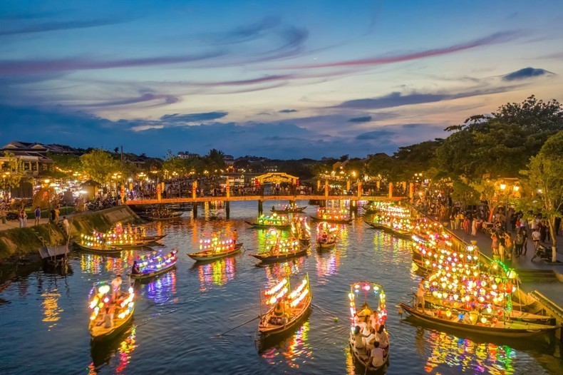 In the evening, the light of countless lanterns give Hoi An a fairy tale appearance. (Photo: SCMP)