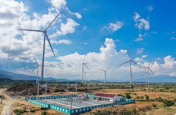 The 8th Power Development Plan (PDP8) sets the goal of promoting renewable energy, aiming to raise the proportion of renewable energy sources to 67.5%-71.5% by 2050. (Photo: congthuong.vn)
