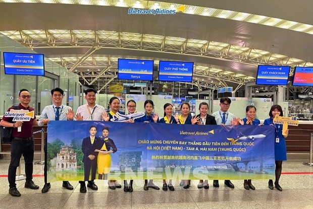 Vietravel Airlines operates first flight to China, operating Nha Trang-Macau route
