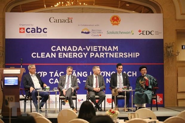 Vietnamese, Canadian firms step up clean energy development partnership | Business | Vietnam+ (VietnamPlus)