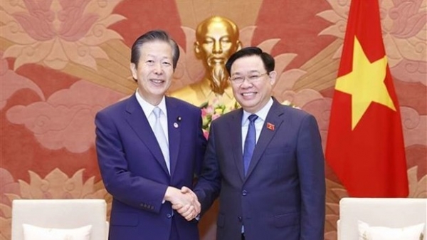 NA Chairman Vuong Dinh Hue hosts Japan’s Komeito party leader