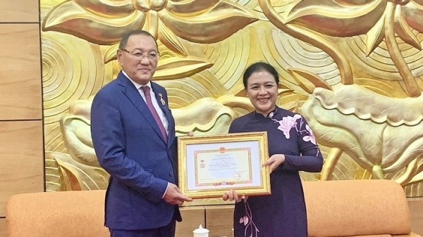 Đại sứ Kazakhstan: Quan hệ hữu nghị với Việt Nam mang ý nghĩa tiên quyết