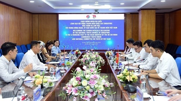 Vietnam, Singapore strengthen youth cooperation
