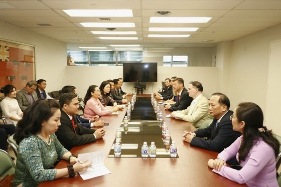 Ho Chi Minh City promotes cooperation with New York City